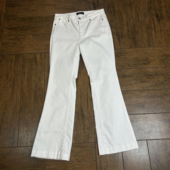 Talbots Flawless White 5 Pocket Flare Jeans Size 6 Petite - Picture 2 of 8